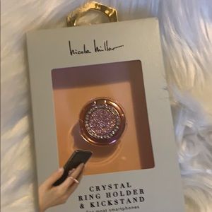 New Nicole Miller ring holder & kickstand